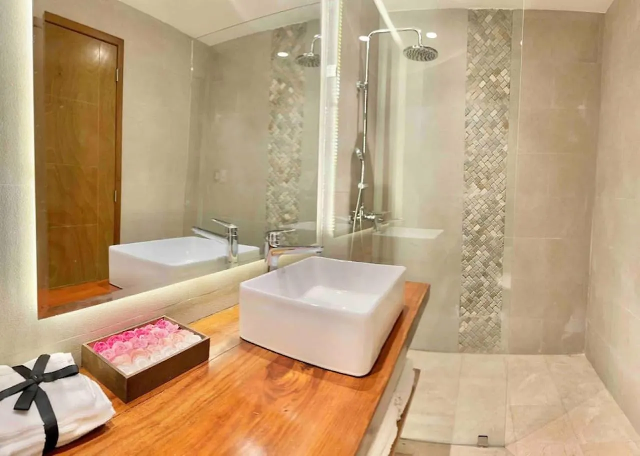 Stunning Bay View Condo, Pool Samana 0*,  Dominican Republic