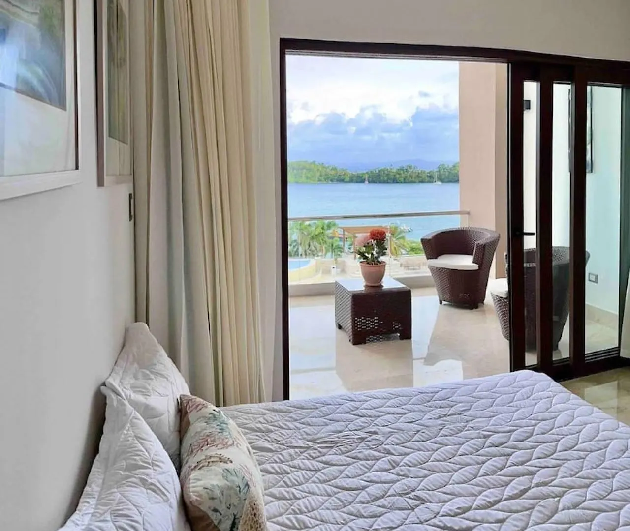 Stunning Bay View Condo, Pool Samana 0*,  Dominican Republic