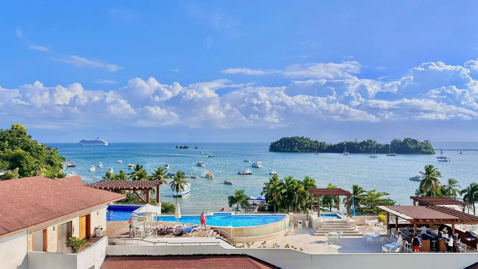 Apartment Stunning Bay View Condo, Pool Samana